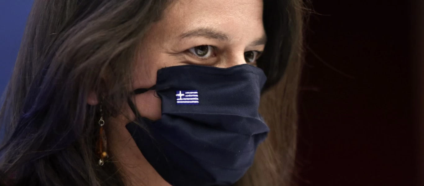 Σύλληψη για πατέρα που δεν ήθελε να φορέσει μάσκα το παιδί του - Ν.Κεραμέως: «Θα κάνουμε ότι χρειαστεί»